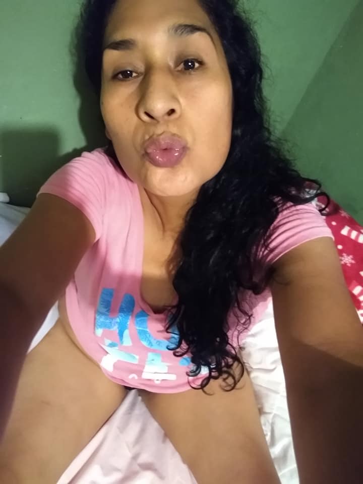 Rehtse Varu - Esther Valencia Ruiz