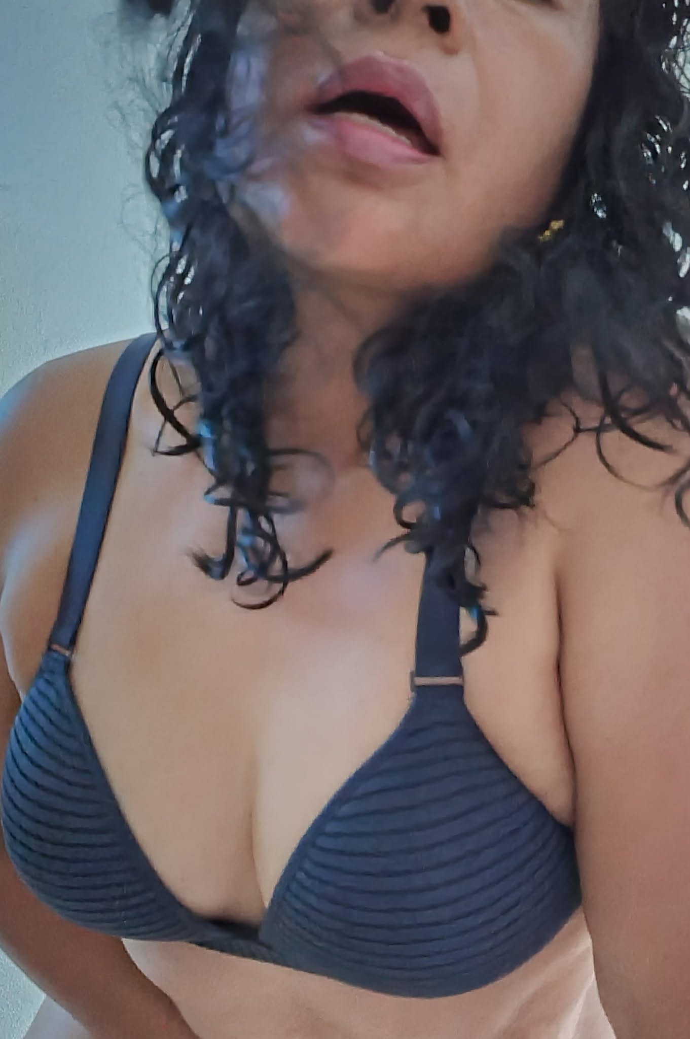 Rehtse Varu - Esther Valencia Ruiz