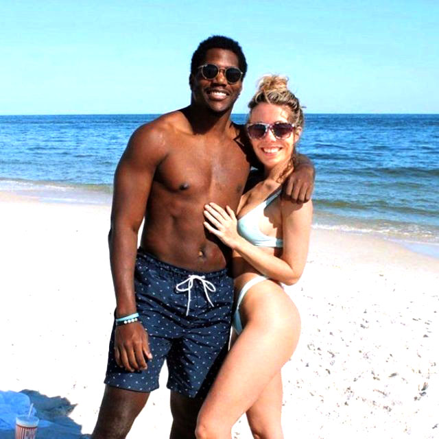 DOES ANYONE KNOW THESE WEB SLUTS?,LET ME KNOW IF SO