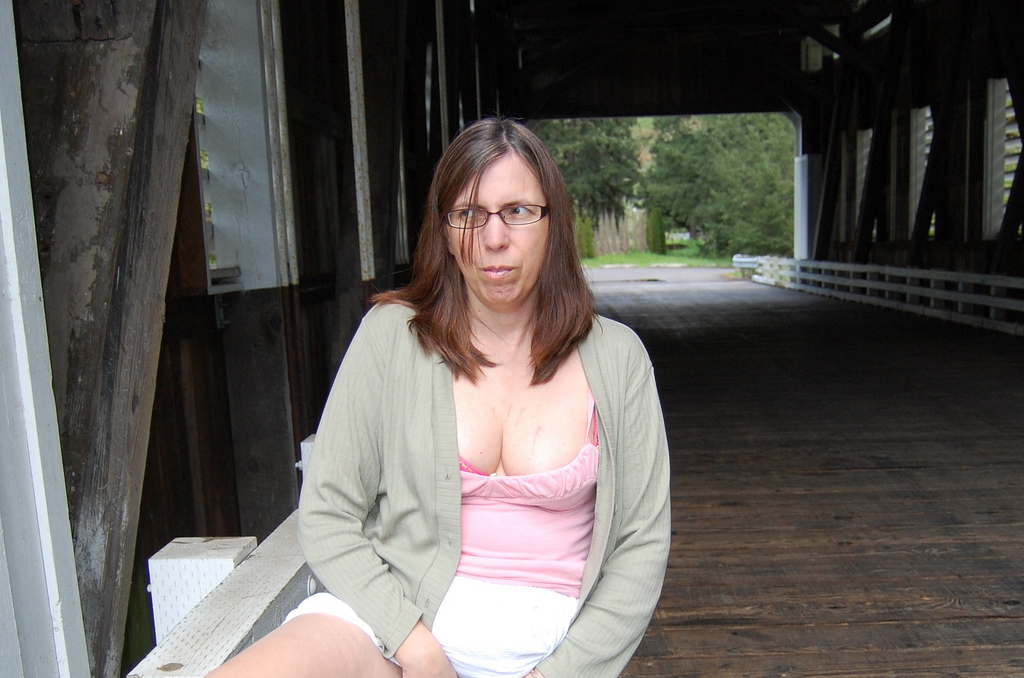 Kathy Sims from Salem oregon, Flashes