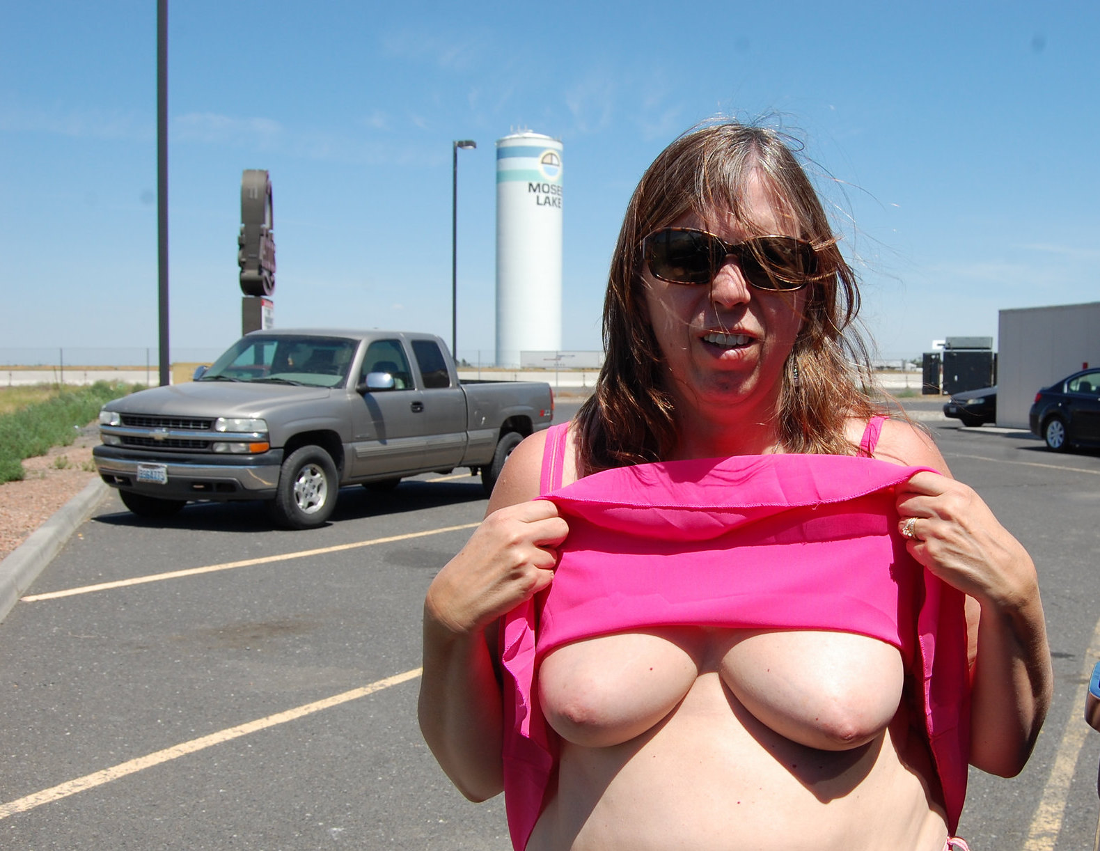 Kathy Sims from Salem oregon, Flashes