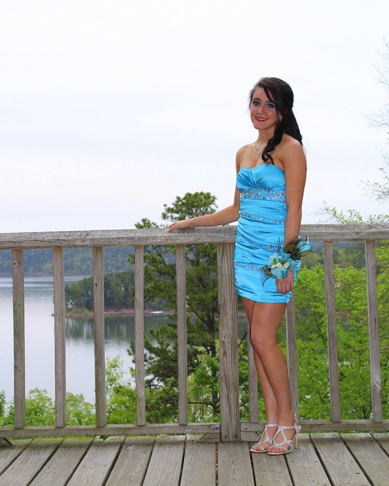 Arkansas Farm Girl Amanda G., loves to be naked and exposed