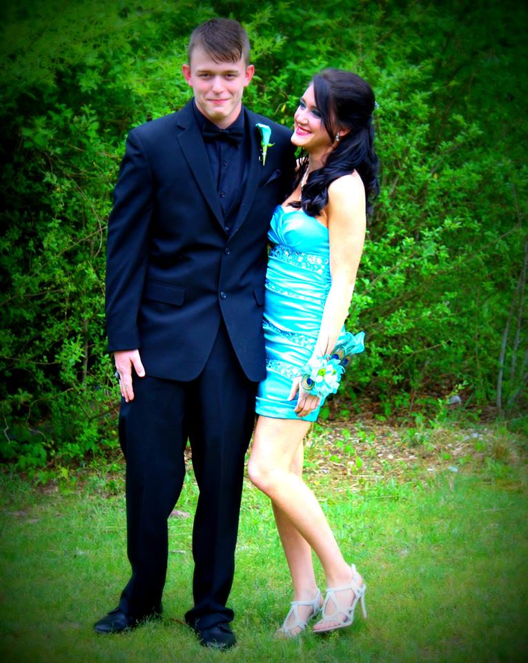 Arkansas Farm Girl Amanda G., loves to be naked and exposed