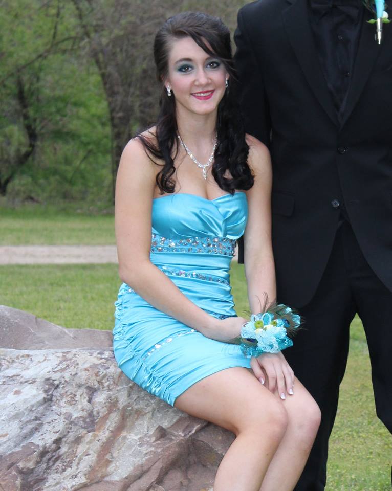 Arkansas Farm Girl Amanda G., loves to be naked and exposed