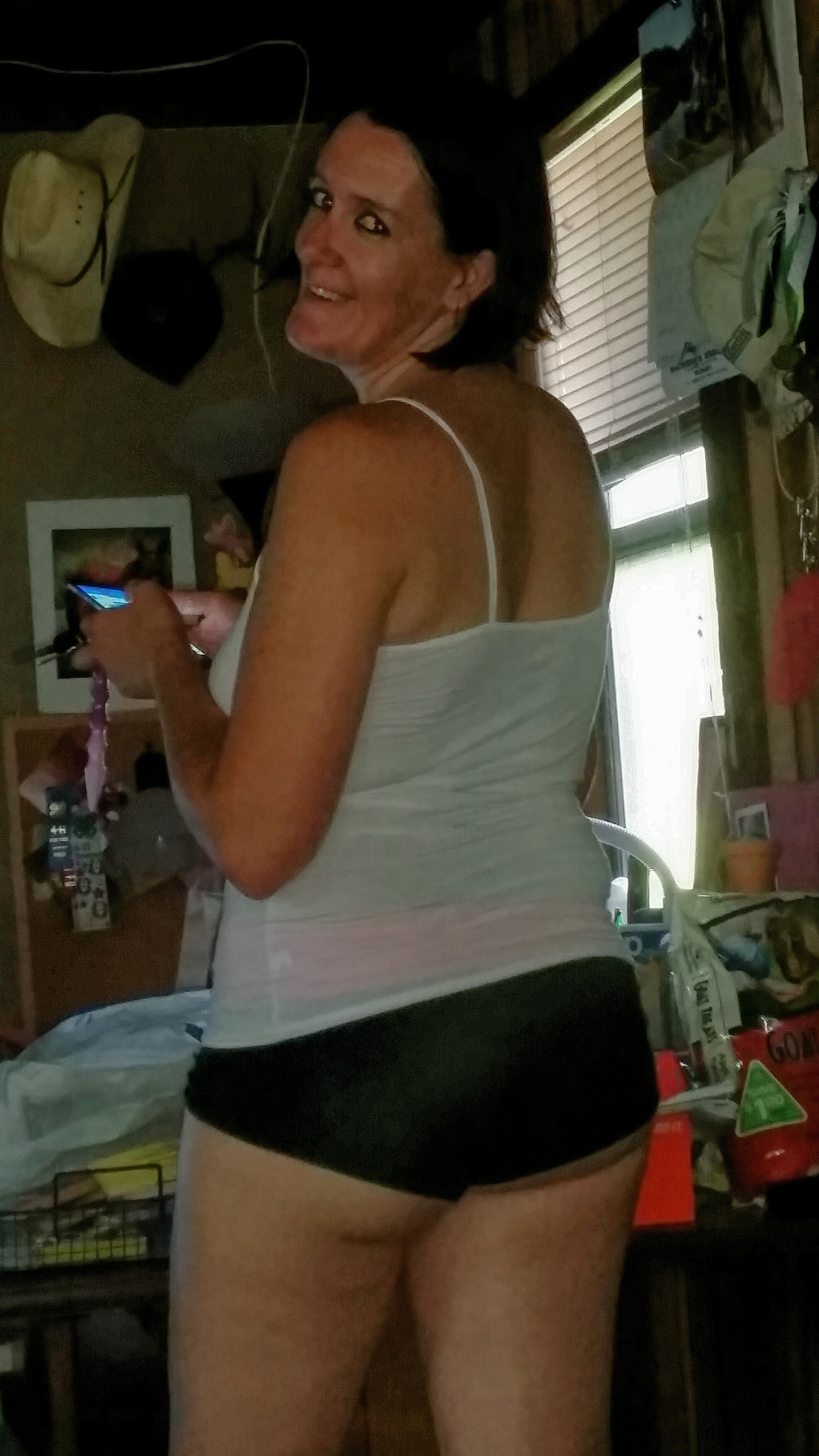 Arkansas Farm Girl Amanda G., loves to be naked and exposed