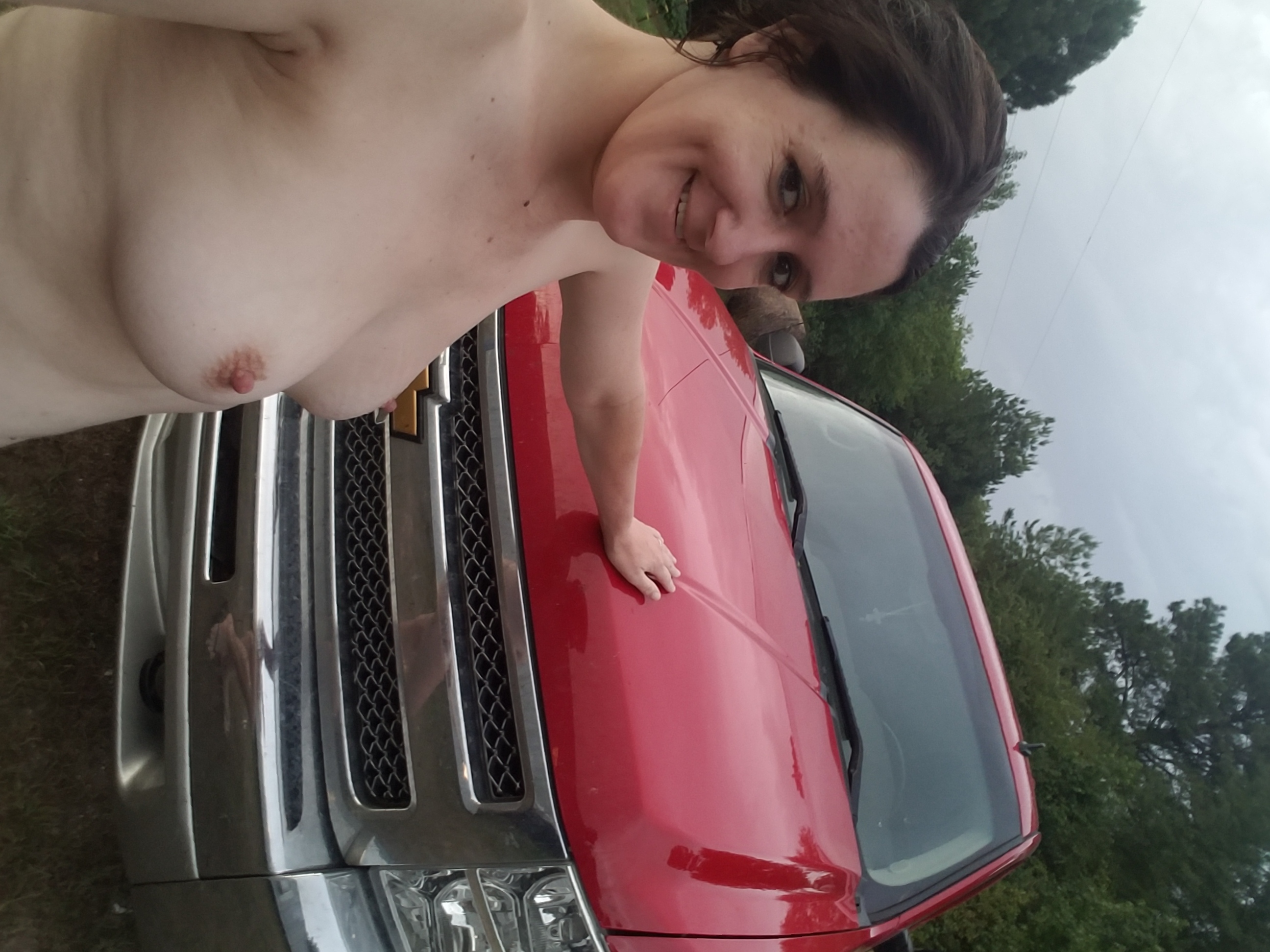 Arkansas Farm Girl Amanda G., loves to be naked and exposed