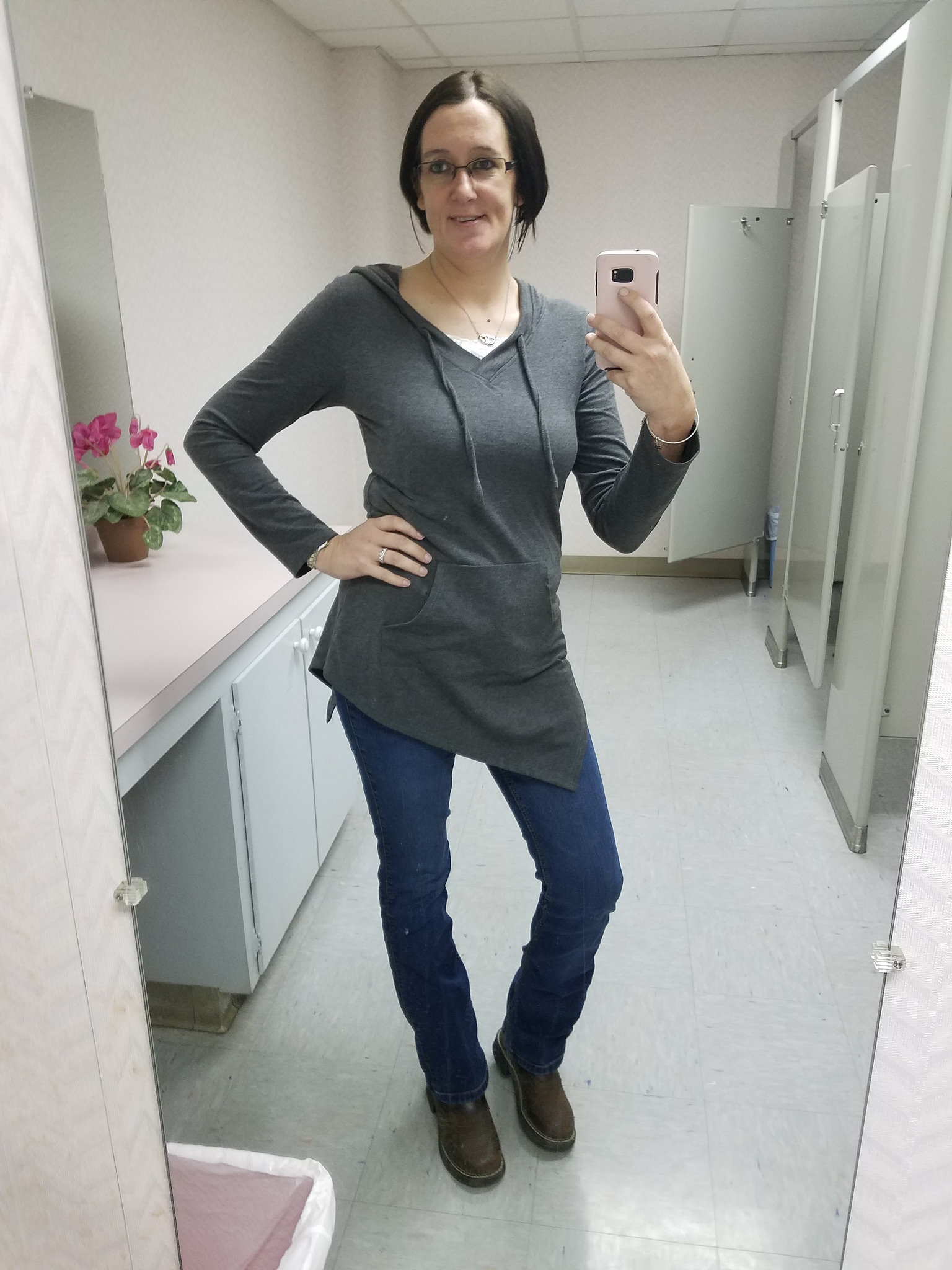 Arkansas Farm Girl Amanda G., loves to be naked and exposed