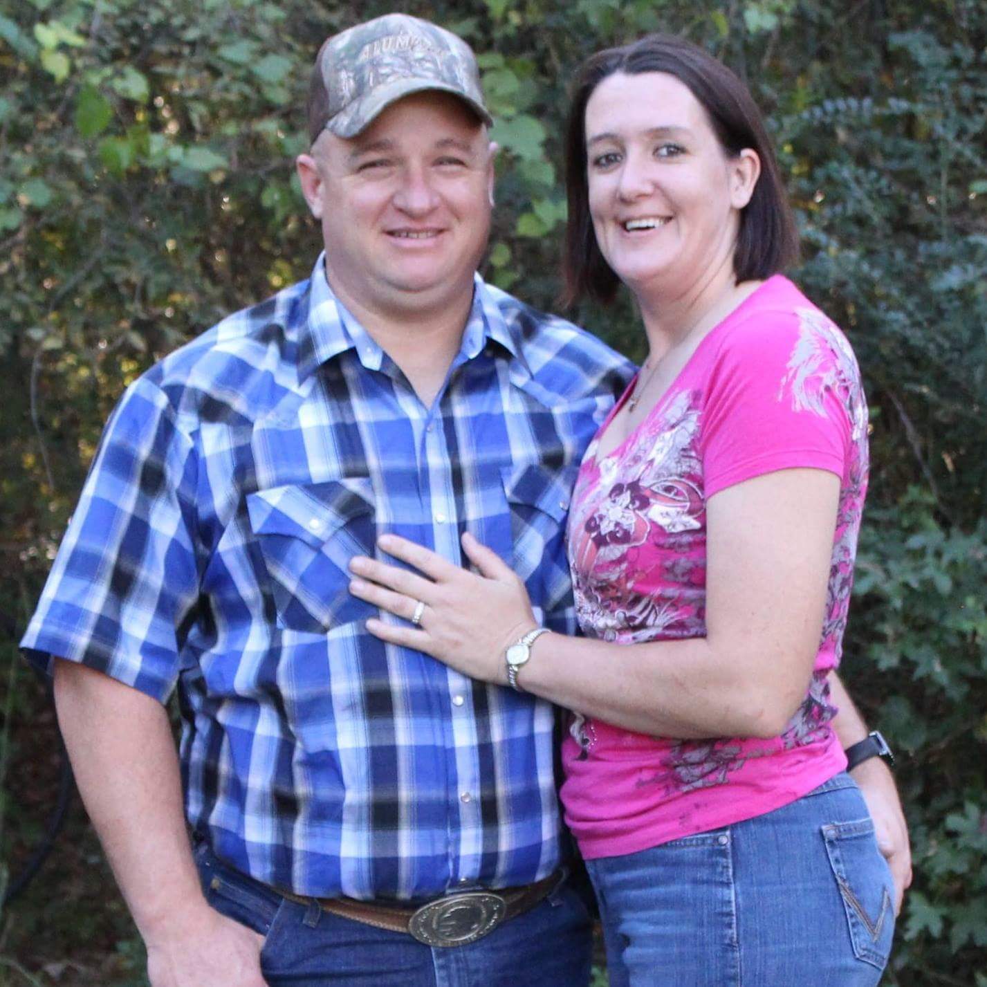 Arkansas Farm Girl Amanda G., loves to be naked and exposed