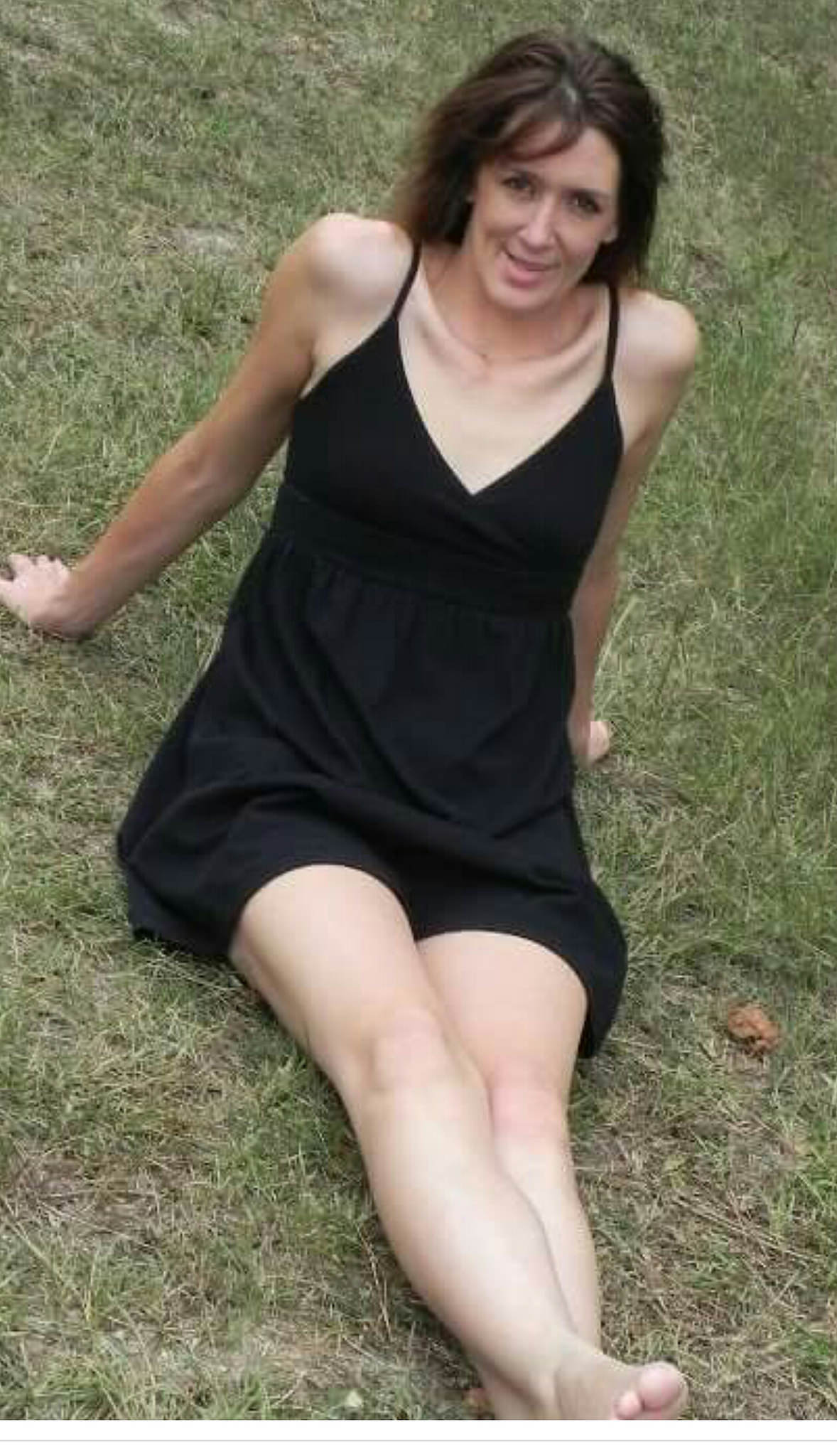 Arkansas Farm Girl Amanda G., loves to be naked and exposed