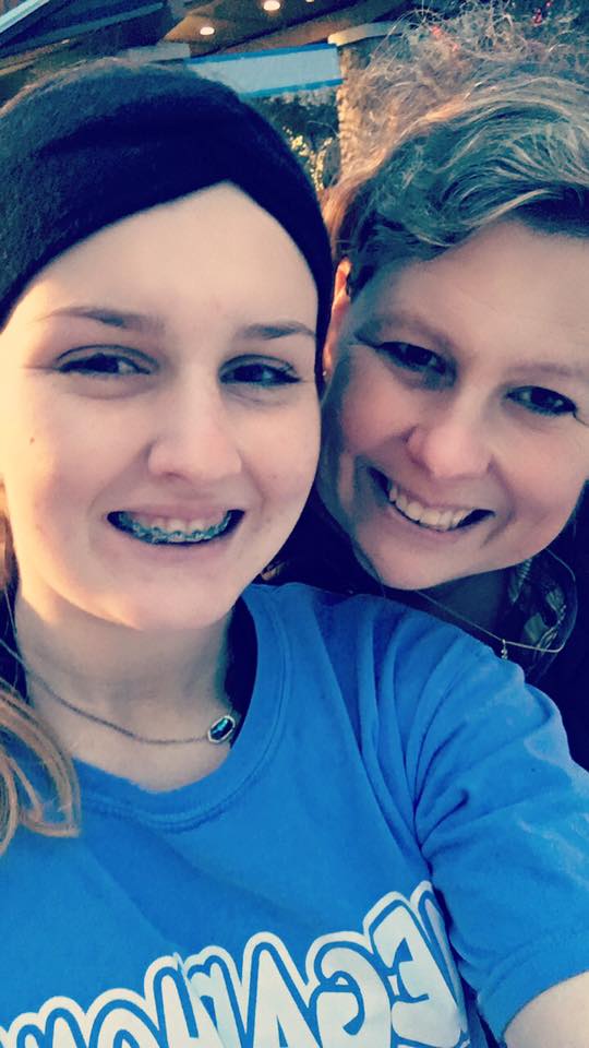 Laura Geldmier-Anderson, Flower Mound, Texas wife gets naked