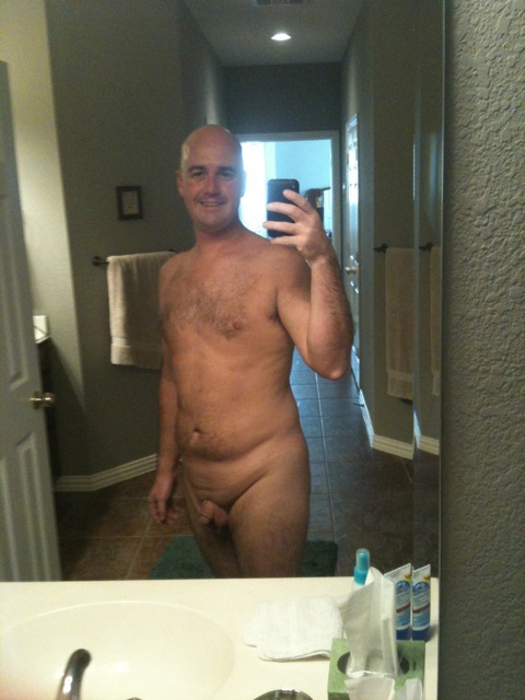 Laura Geldmier-Anderson, Flower Mound, Texas wife gets naked