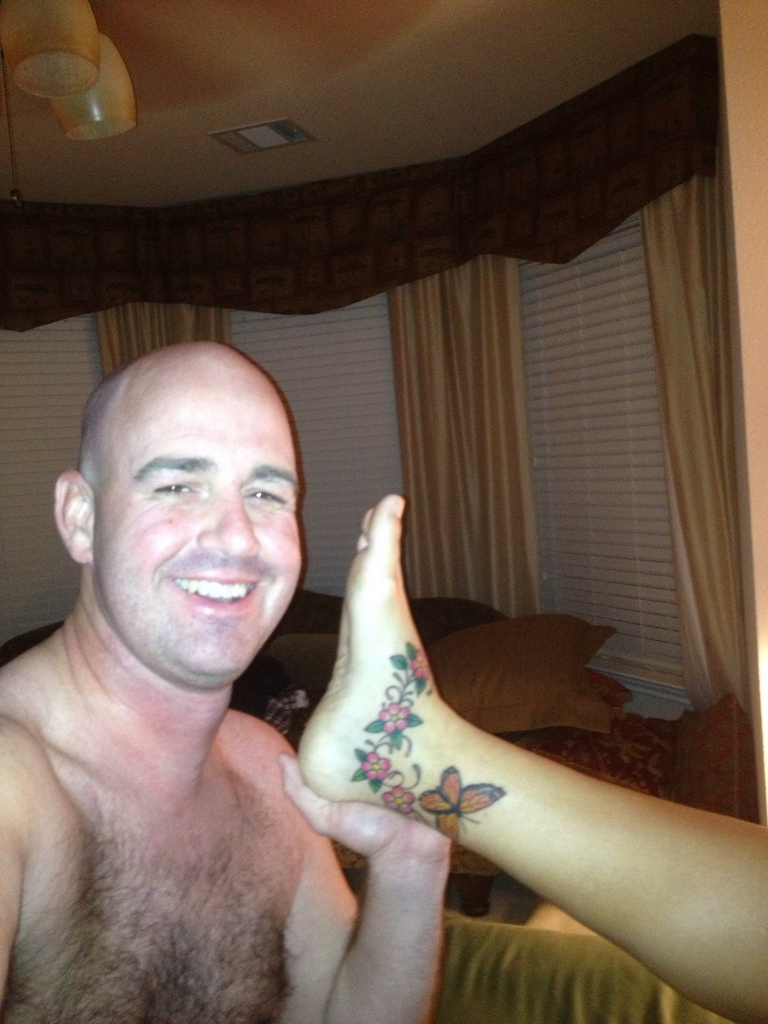 Laura Geldmier-Anderson, Flower Mound, Texas wife gets naked