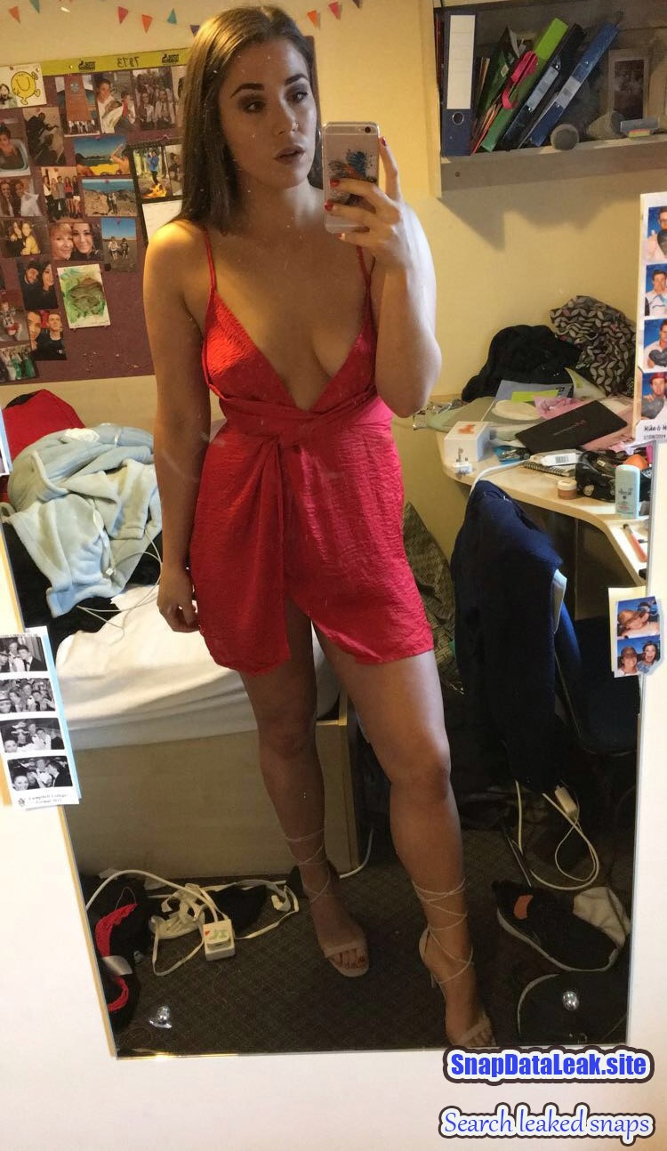 Shy Cute College Girl Pics