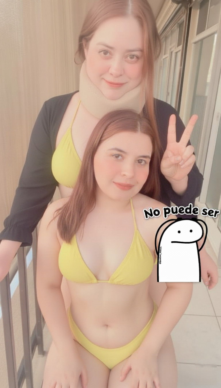 Luciendo bikini amarillo madre e hija