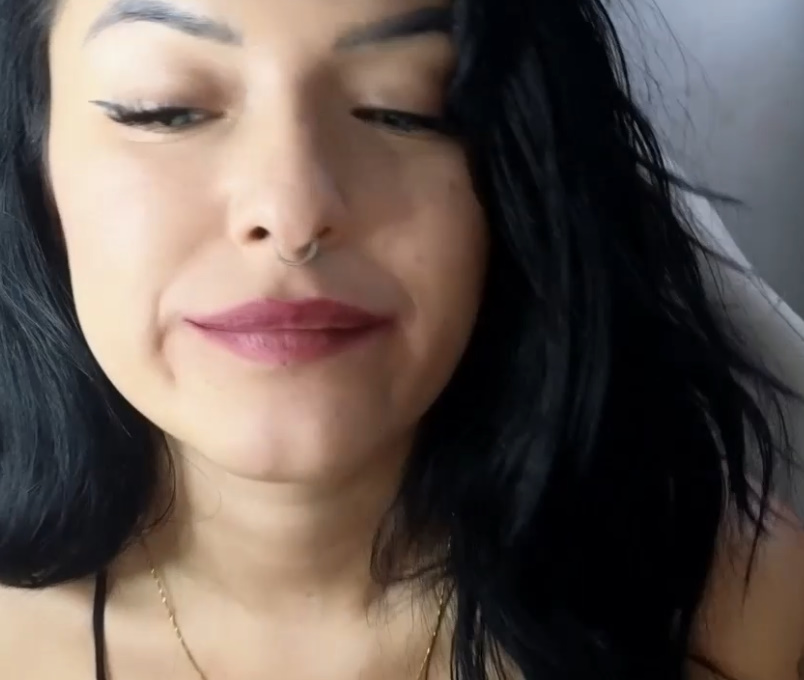 Hot Hot Hot Girl 102