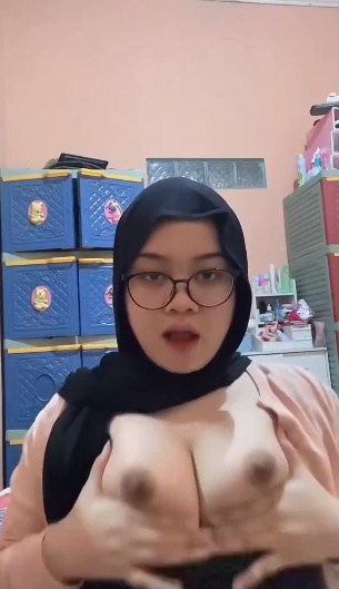 Hot Hot Hot Girl 104