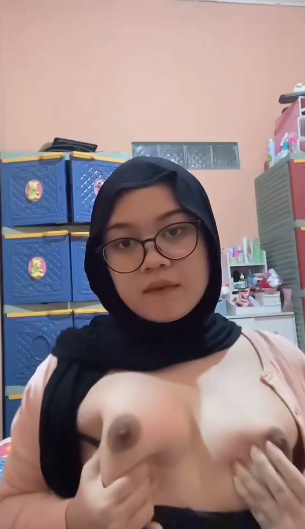 Hot Hot Hot Girl 104