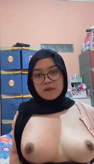 Hot Hot Hot Girl 104