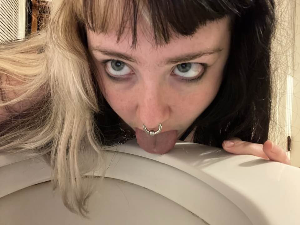 Trash whore Webslut and degradation