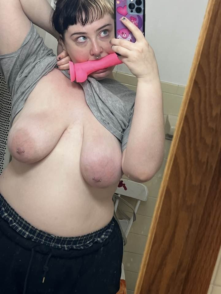 Trash whore Webslut and degradation