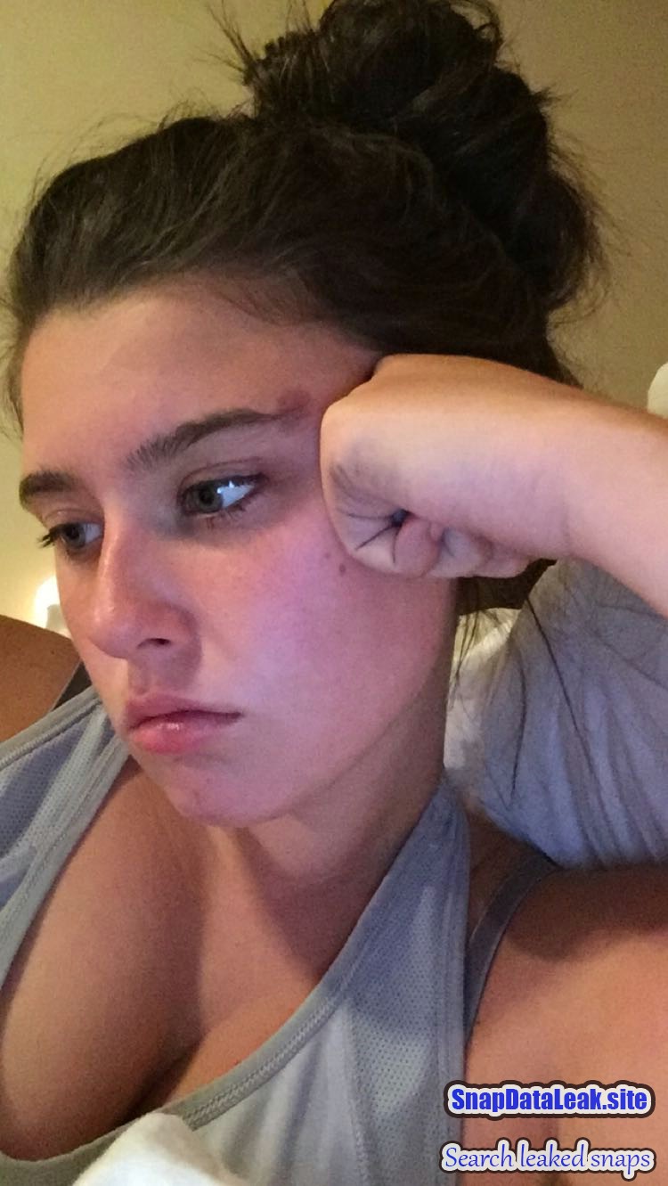 Petite college GF with sexy little body Snapchat Leak