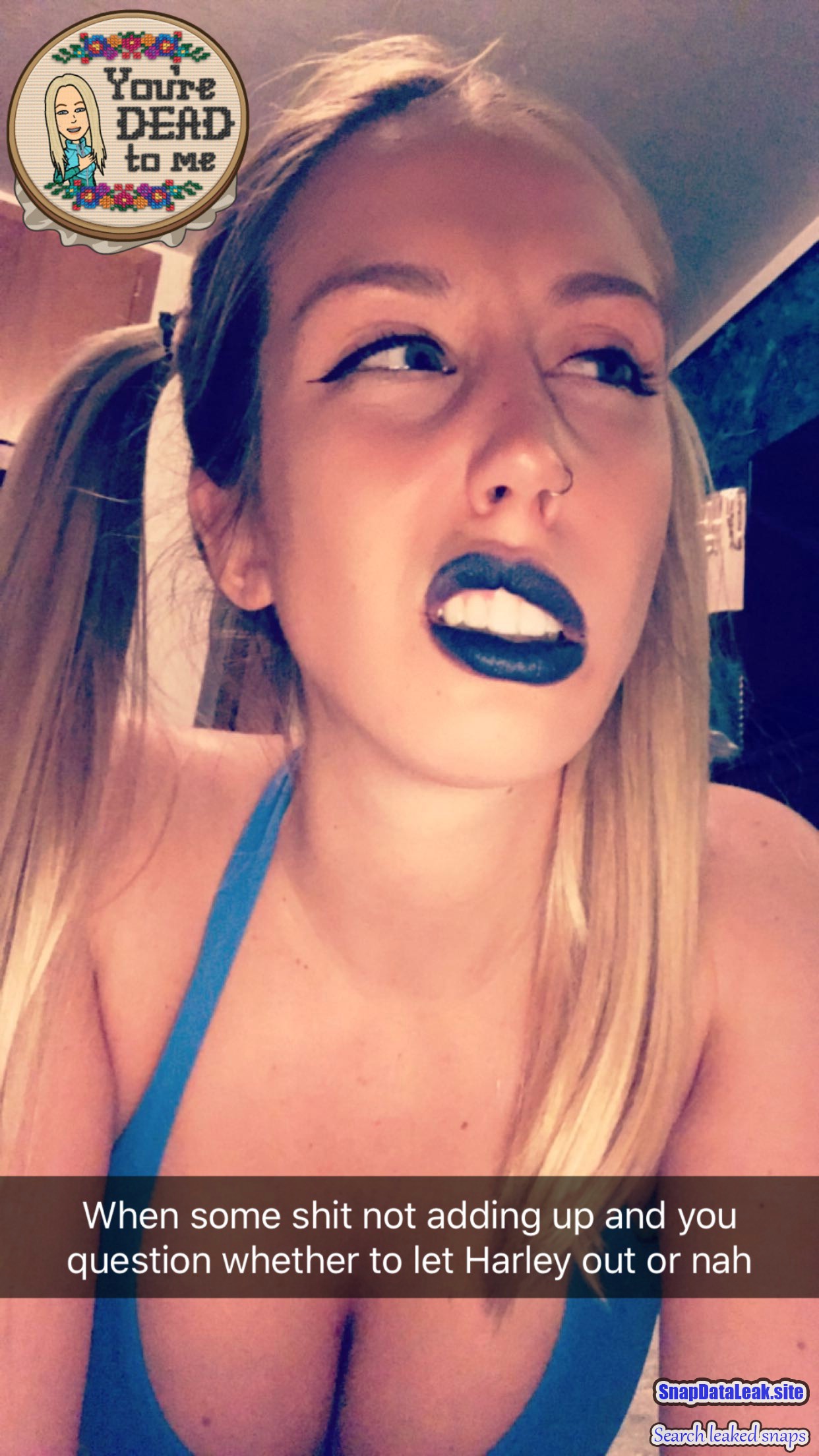 Hot UGA Freshman blonde babe teasing naughty mirror selfie