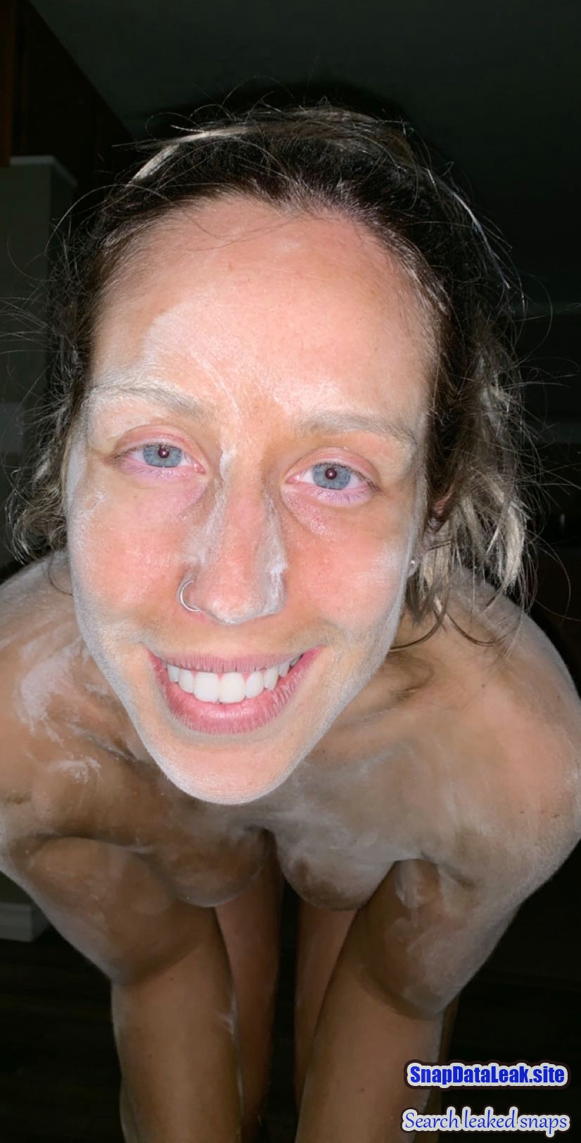 Hot UGA Freshman blonde babe teasing naughty mirror selfie