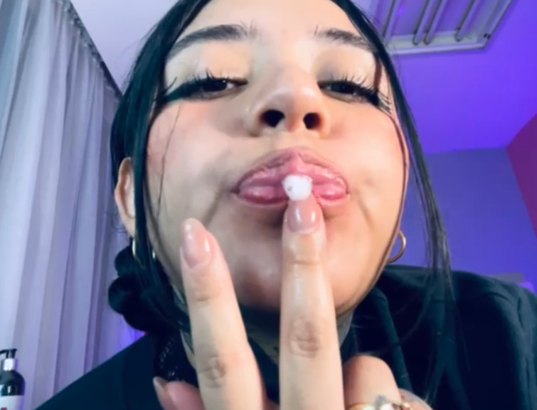 Hot Hot Hot Girl 108