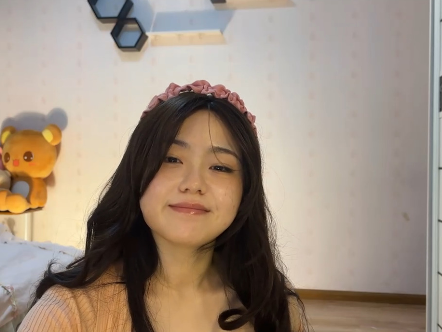 Hot Hot Hot Girl 111