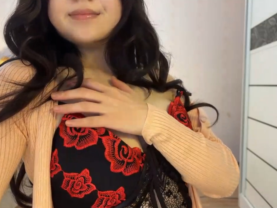 Hot Hot Hot Girl 111