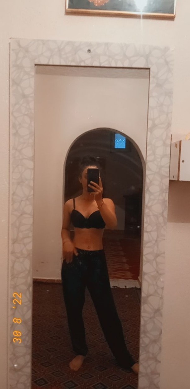 New revealing photos of Turkish girl Hasret