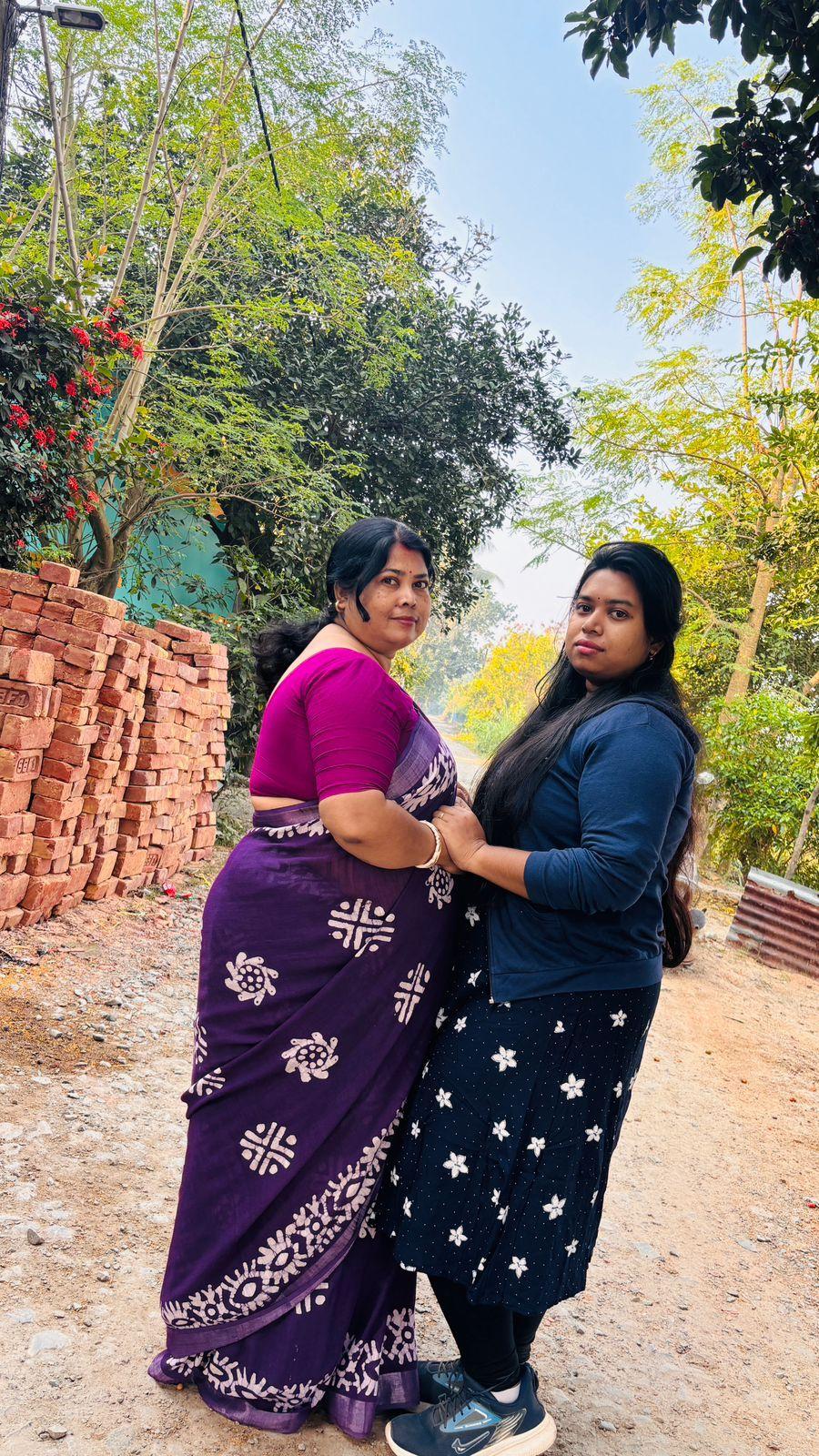 Desi boudi real lesbian couple