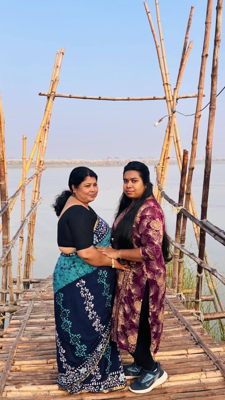 Desi boudi real lesbian couple