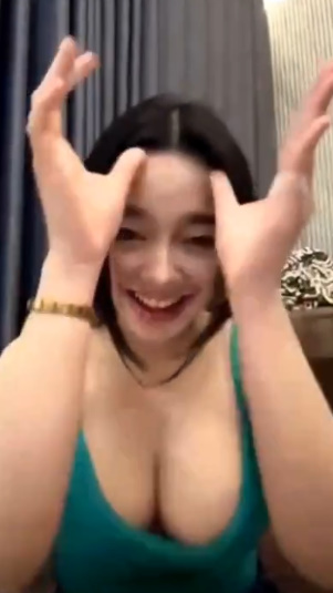 Hot Hot Hot Girl 113