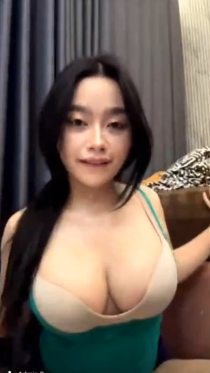 Hot Hot Hot Girl 113