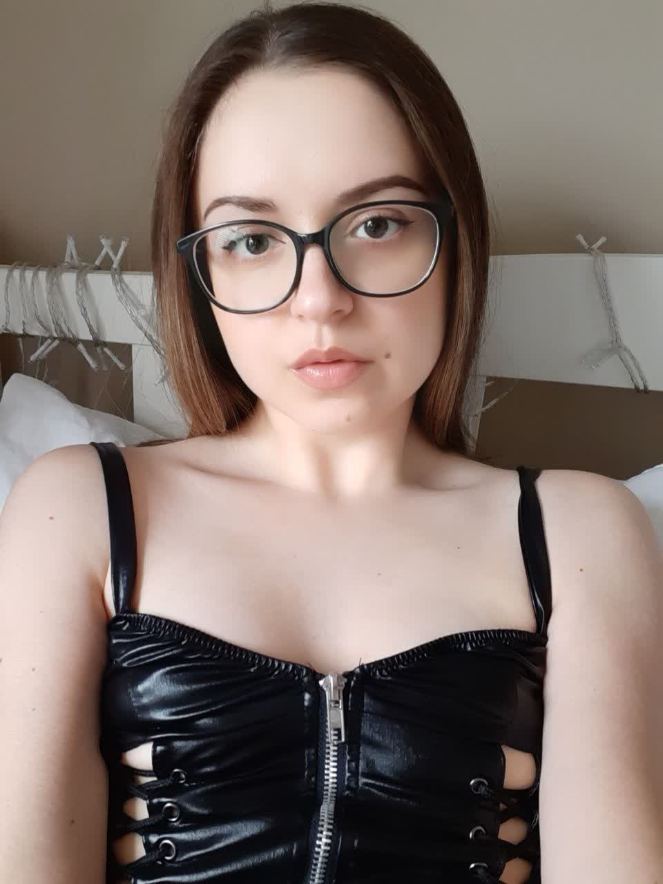 Cheating slut Claire Gouyette