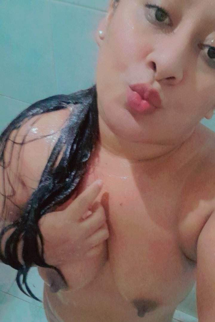 luciendo sexosa Tetas 36C de Michoacan