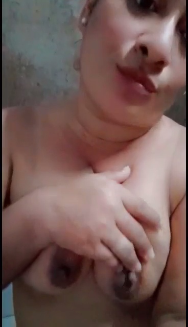 luciendo sexosa Tetas 36C de Michoacan
