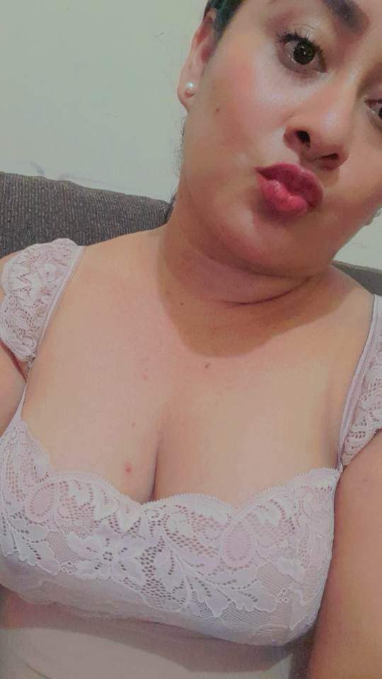 luciendo sexosa Tetas 36C de Michoacan