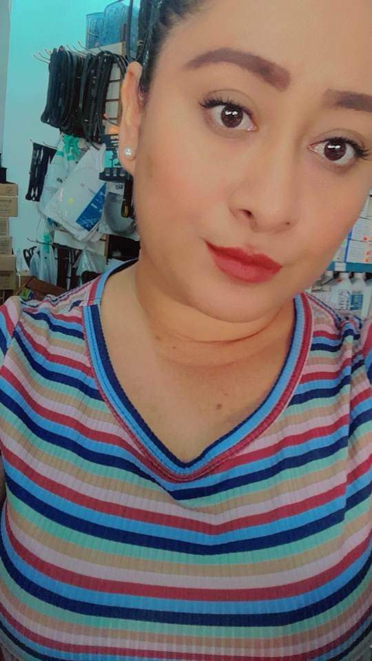 luciendo sexosa Tetas 36C de Michoacan