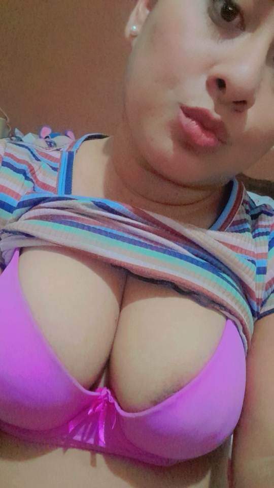 luciendo sexosa Tetas 36C de Michoacan