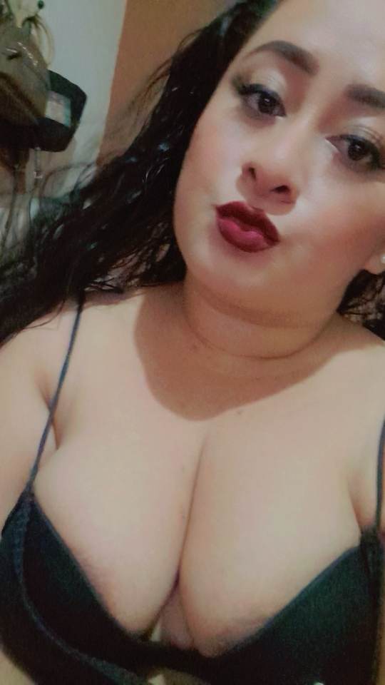 luciendo sexosa Tetas 36C de Michoacan