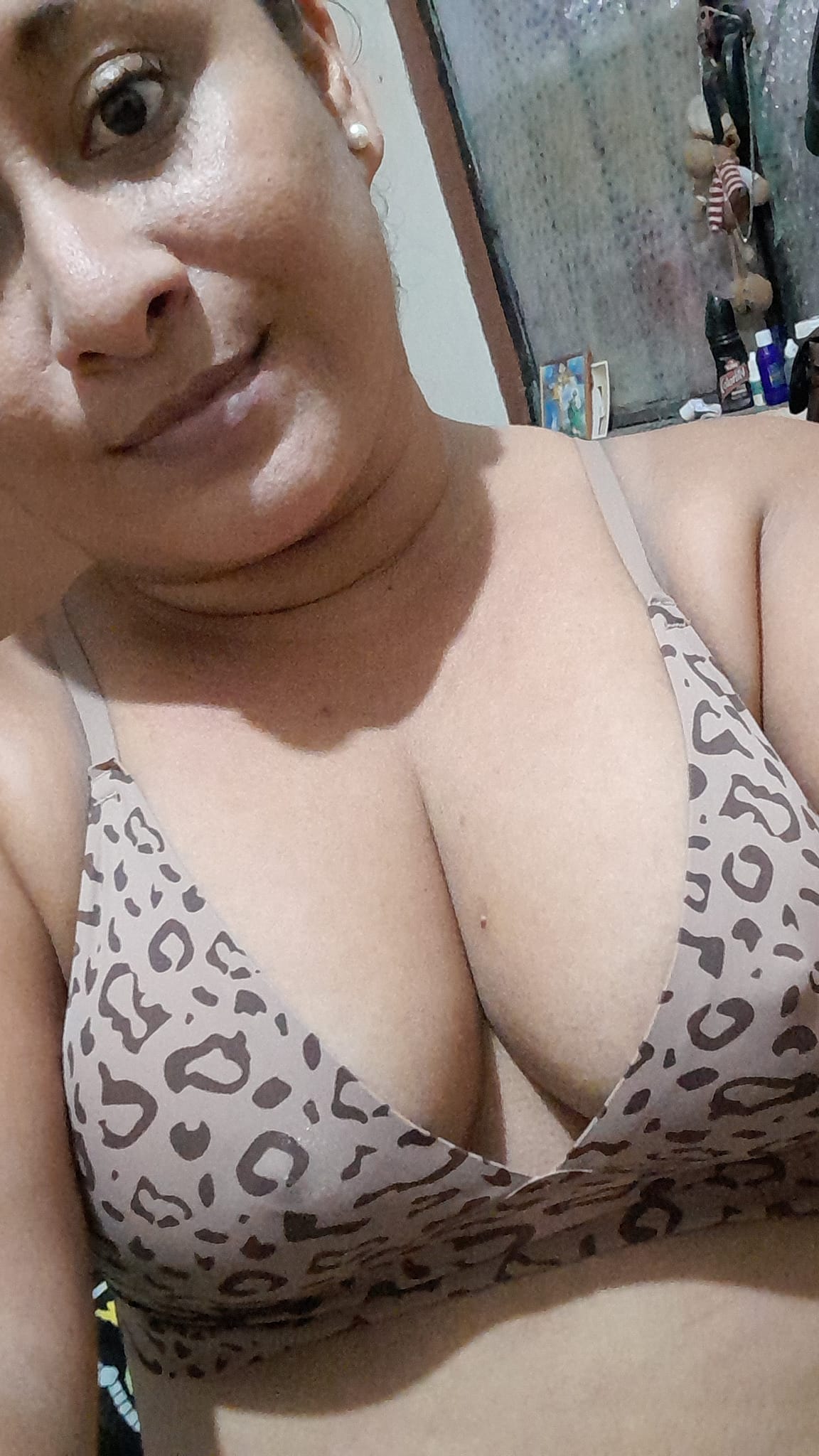 luciendo sexosa Tetas 36C de Michoacan