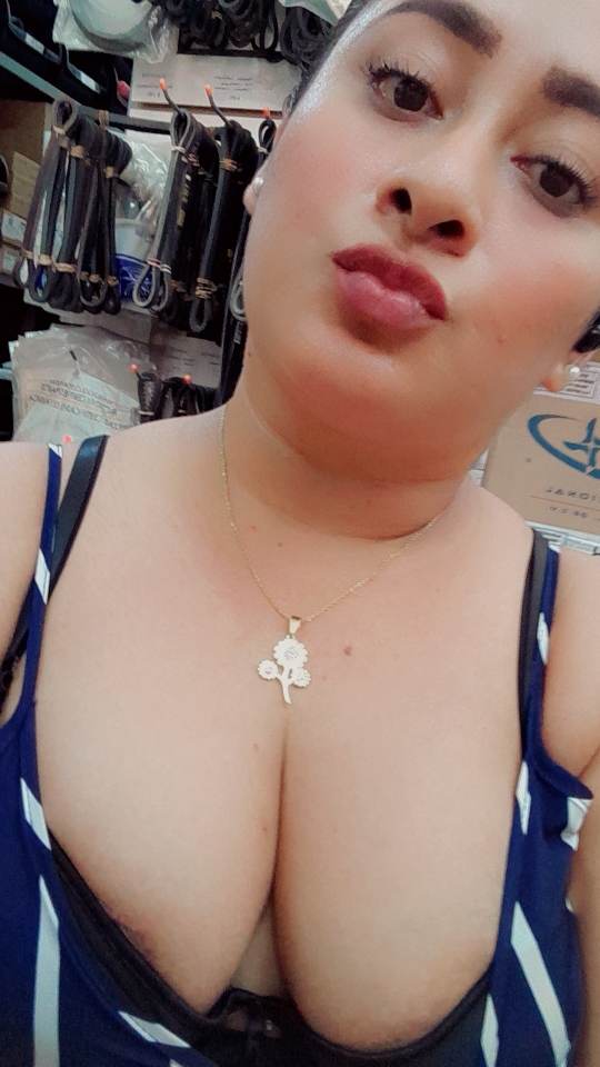 luciendo sexosa Tetas 36C de Michoacan