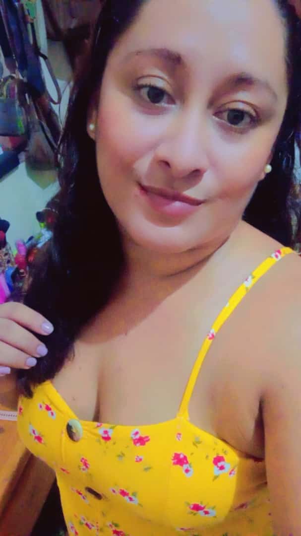 luciendo sexosa Tetas 36C de Michoacan
