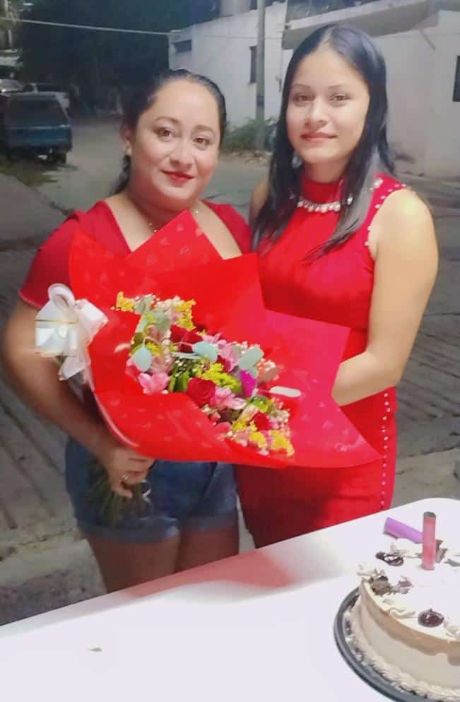 luciendo sexosa Tetas 36C de Michoacan