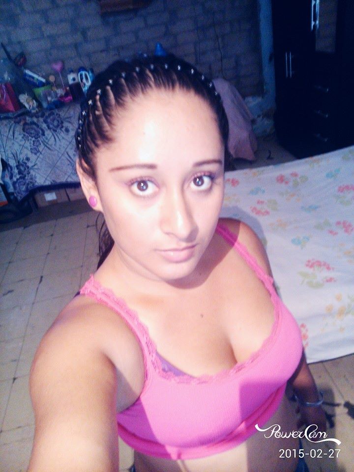 luciendo sexosa Tetas 36C de Michoacan