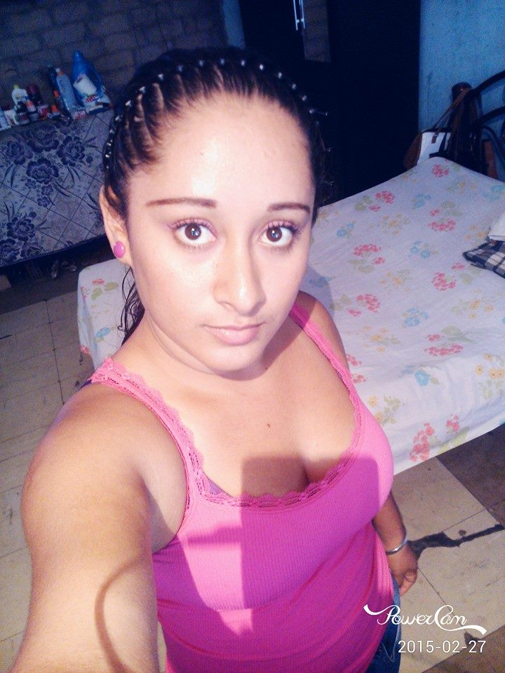 luciendo sexosa Tetas 36C de Michoacan