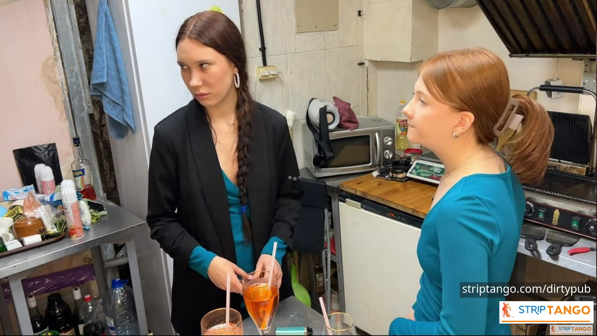 `DirtyPub Looks Like a Normal Bar but Inside 4 Girls Wear I