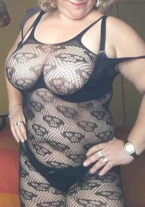 Sara Sanhueza Constanzo - https://www.facebook.com/carmyn.de